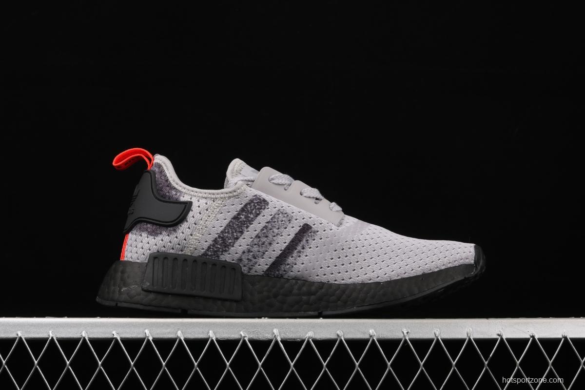 Adidas NMD R1 Boost FV3986's new really hot casual running shoes
