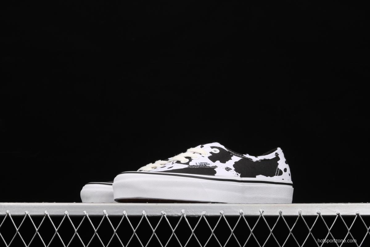 Vans Authentic Vance black and white cow striped Anaheim canvas board shoes VN0A40E5NNA