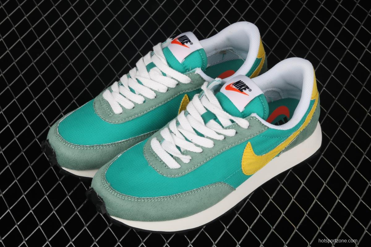 NIKE Air Daybreak Breaking Dawn series embroidered color hook waffle retro leisure sports jogging shoes DA0824-300