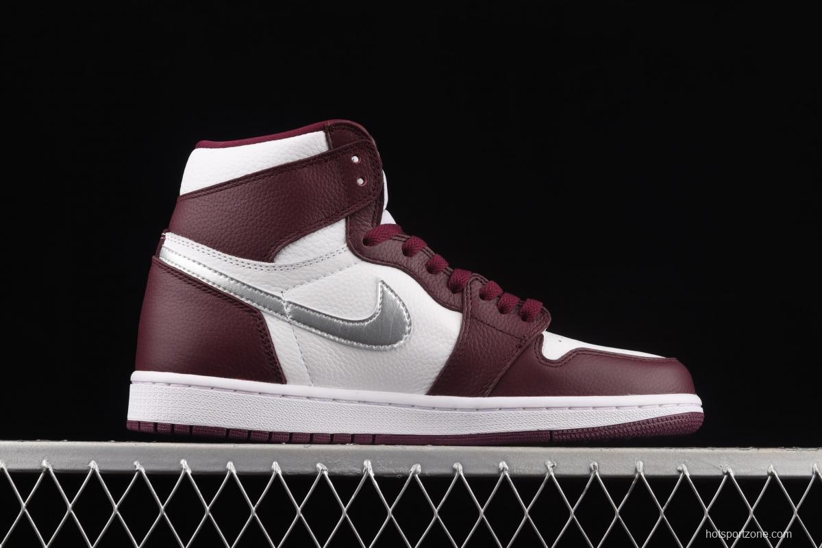 Air Jordan 1 Retro High OG Bordeaux Bordeaux burgundy high top basketball shoes 555088-611