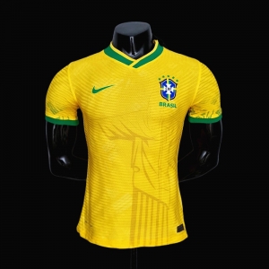 Player Version 2022 Brazil Classic Yellow