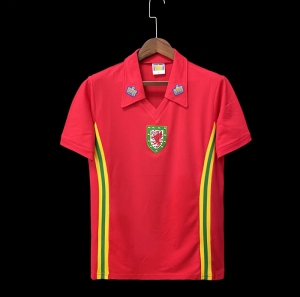 Retro 76/79 Wales home Soccer Jersey