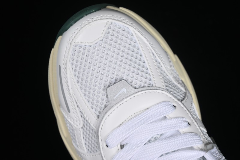 Nike V2K Runtekk 3XL Cushioned Anti-Slip Retro Low-Top Running Shoes - FD0736-101