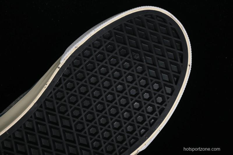 Vans TDC Tokyo Design Collective Old Skool Slip-On Premium Low-Top Casual Sneakers with 90s Retro Running Shoe Inspired Design - VN000MXHBGK