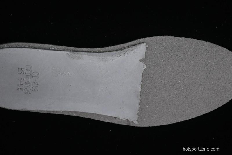 Converse Chuck 70s High Top Casual Sneakers in Black and Pink - A09541C