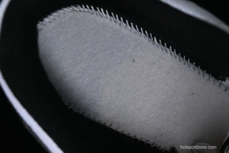 Nike Air Max 90 Retro Running Shoes with Air Cushion Technology - CN8490-101