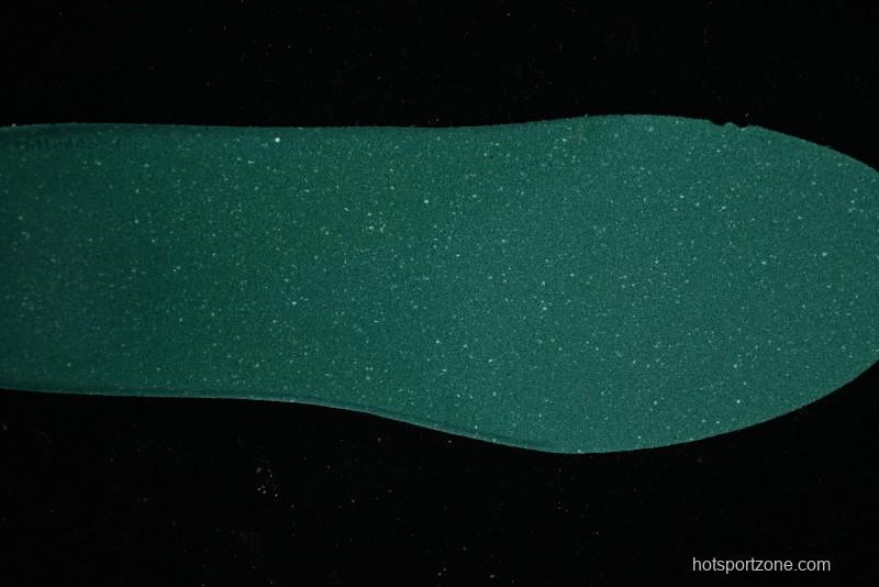 Nike ACG Mountain Fly 2 Low SP Outdoor Hiking Shoes with GORE-TEX and React Foam - FZ3311-100