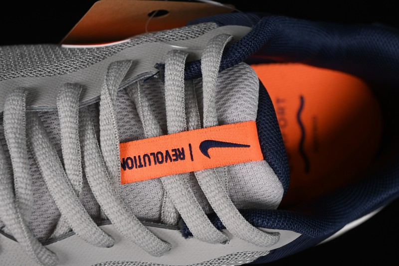 Nike Revolution 7 Wide Low-Top Running Shoes with Breathable Mesh and Durable Cushioning - FB2207-009