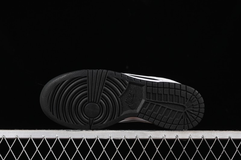 Nike SB Dunk Low Supreme Collaboration - Reverse Black White Swoosh Anniversary Custom Low-Top Casual Sneakers - FC1688-144