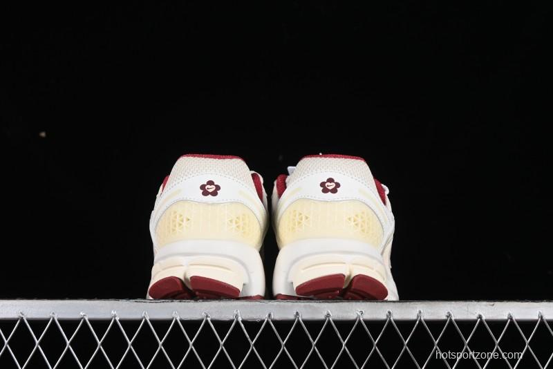 Nike Zoom Vomero 5 Retro Casual Running Shoes with EVA Midsole Cushion - HF0737-111