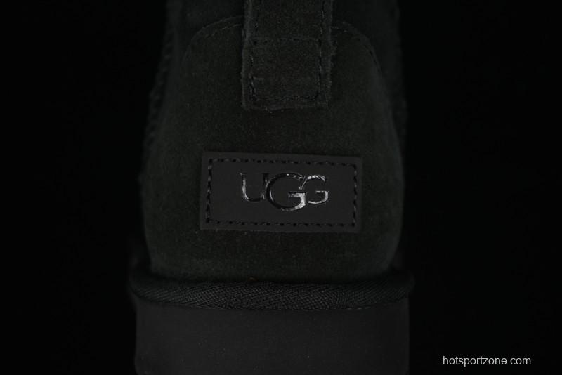 UGG Classic Ultra Mini Short Boots with Genuine Australian Sheepskin and TREADLITE Outsole - 1116109
