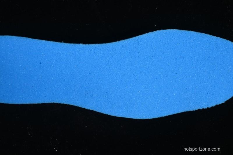 Nike Revolution 7 Wide Running Shoes with Breathable Mesh Upper and Durable Rubber Outsole - FB2207-002