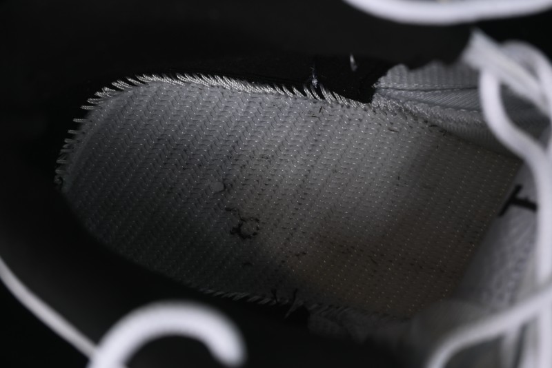 Nike Air Jordan 12 Retro Basketball Shoes with High-Grade Carbon Plate - 130690-125
