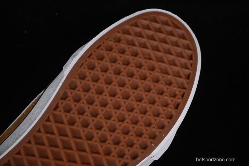 Vans Classics Knu Skool Retro Sneakers with Enlarged Toe and Thickened Trim - VN000CS0BR0