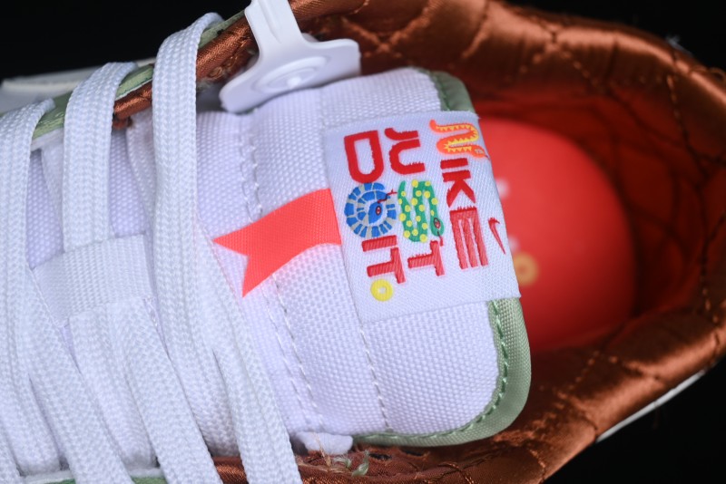 Nike Dunk Low Year of the Snake Themed Low-Top Casual Sneakers - HV6001-101