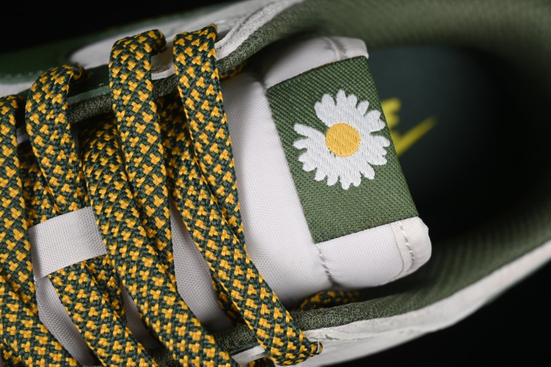 Nike SB Dunk Low Daisy Series Anniversary Customized Low-Top Casual Skate Shoes - DJ2024-072