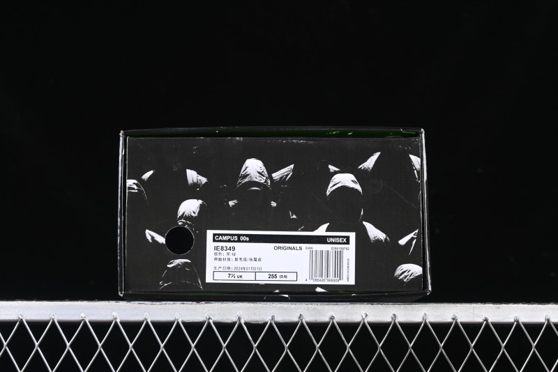 Adidas Originals Campus 00s Retro Casual Sneakers with Chunky Silhouette - IE8349