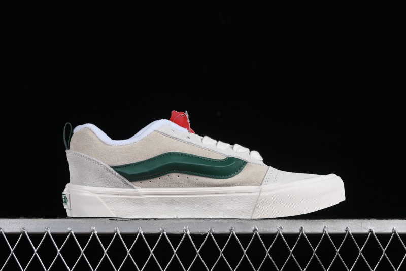 Vans Classics Knu Skool Retro Sneakers with Enlarged Toe and Thickened Tongue - VN009QCBDS