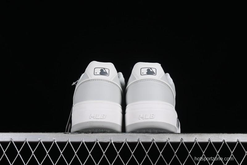 MLB Chunky Liner Basic New York Yankees Height Increasing Thick Sole Casual Sneakers - 3ASXCA12N50GRL