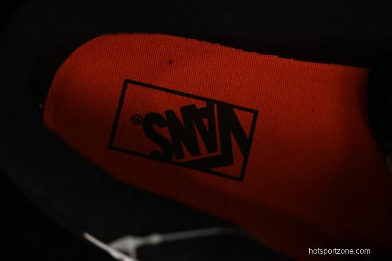 Vans Classics Knu Skool Retro Sneakers with Embroidered Graffiti Design and Thick Tongue - VN000CS00ZB