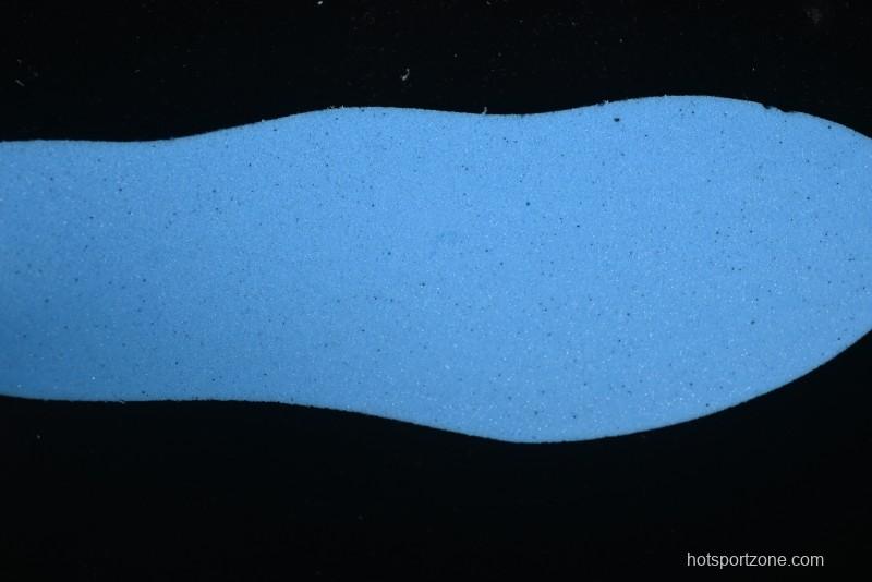 Nike Zoom Vomero 5 Retro Marathon Running Shoes with Thick Cushioned Sole and TPU Heel Support - HQ2181-200