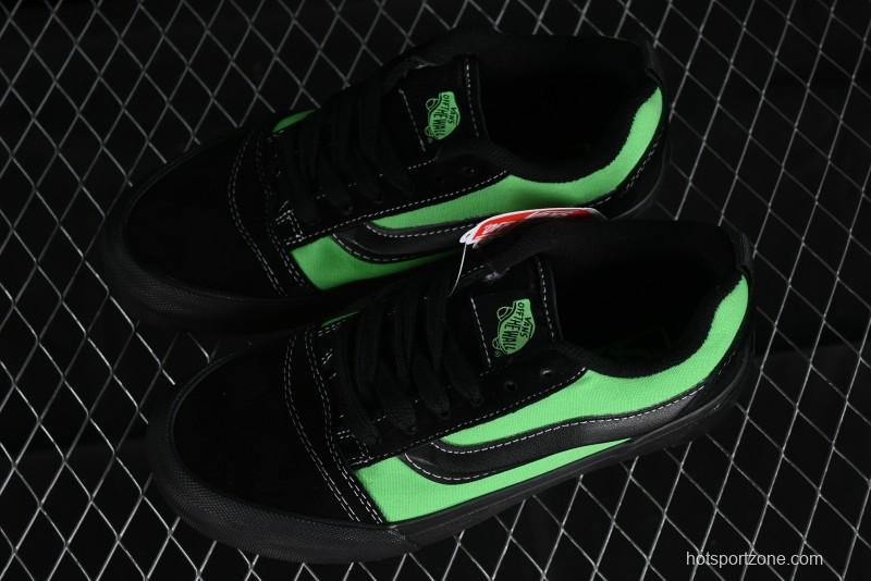 Vans Classics Knu Skool Retro Sneakers with Thickened Tongue and Enlarged Toe - VN0009QCSWE