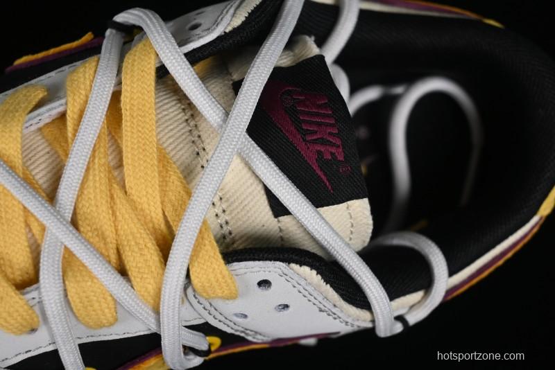 Nike SB Dunk Low Custom Collaboration Otomo Katsuhiro x Nike SB Dunk Low "Steamboy OST" - CT0856-101