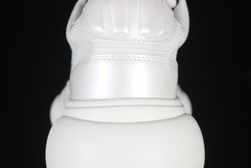 SMFK FUTURE RIPPLE Low-Top Fashion Sports Casual Shoes in White - AJD4