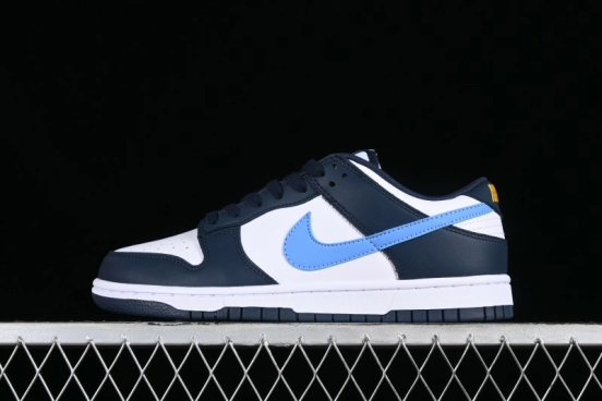 Nike Dunk Low SB Casual Skate Shoes in Obsidian/University Blue Colorway - FN7800-400