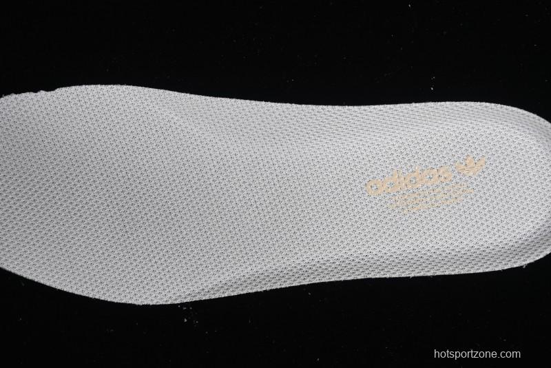 Adidas Originals Superstar Casual Sneakers with Shell Toe Design - IE3039