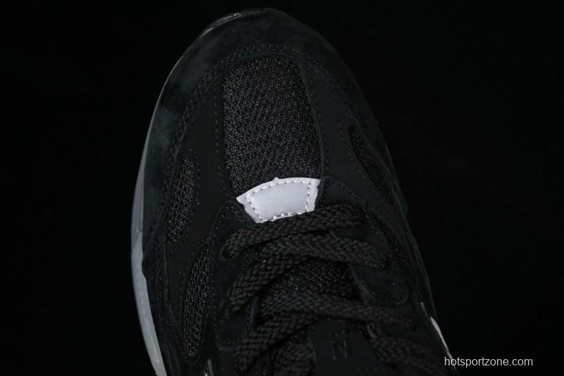 New Balance Made In USA 992 Classic Retro Running Shoes with Superior Cushioning - M992BL