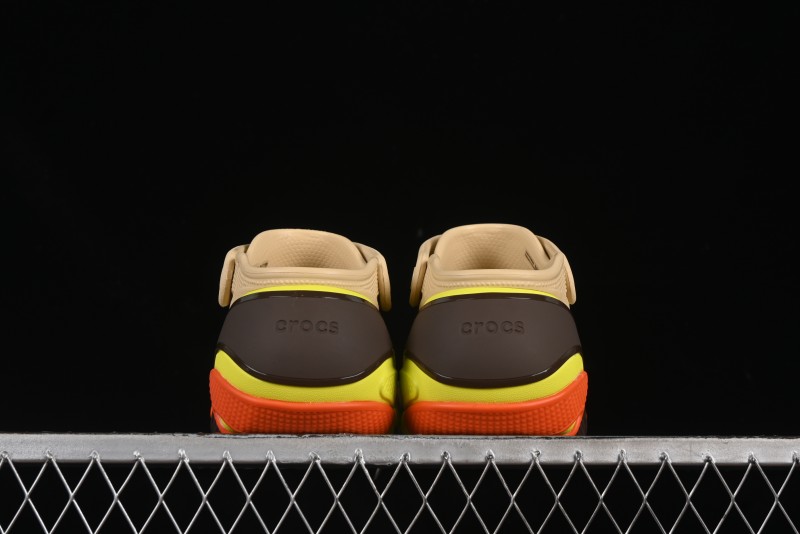Crocs Bubble Crush Reflector Clogs - B.D4
