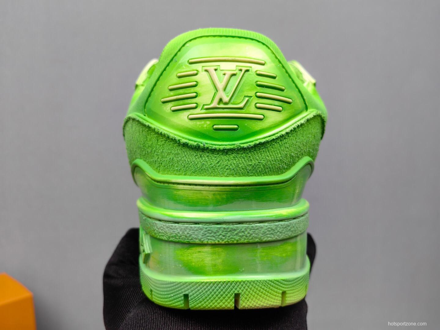 2025 Unisex Louis Vuitton Green Mesh Suede Trainer KFY00510