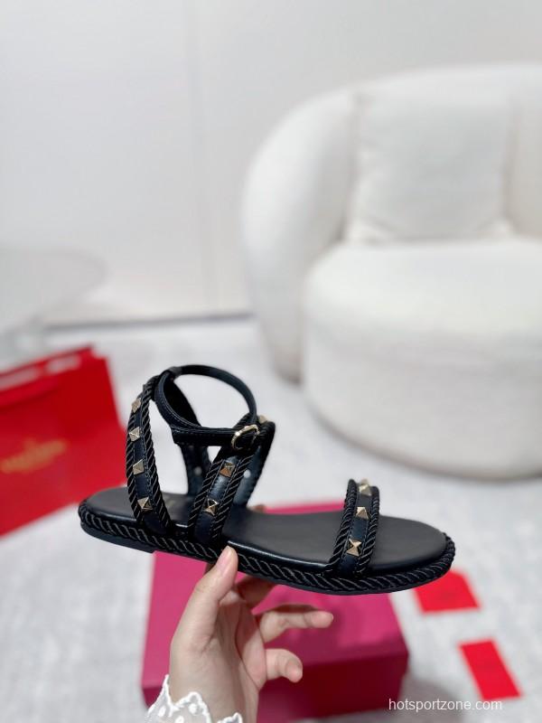 2025 Women Valentino Black Leather Sandals Studded LY00250
