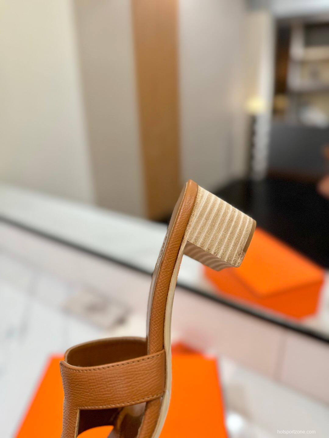 2025 Women Hermès Tan Leather Sandals