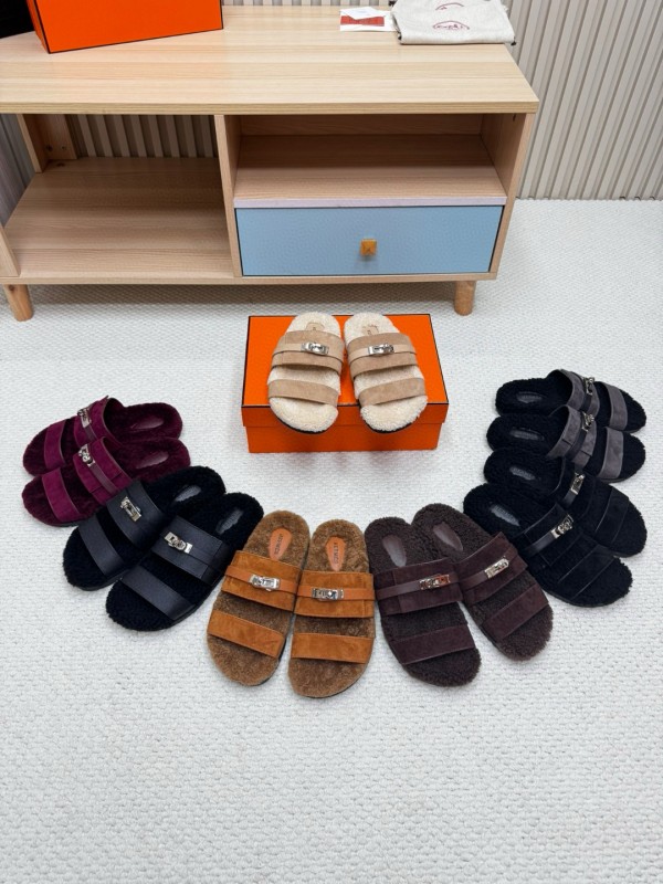 2024 Slippers Hermès Brown Suede Shearling Slippers MJ00300