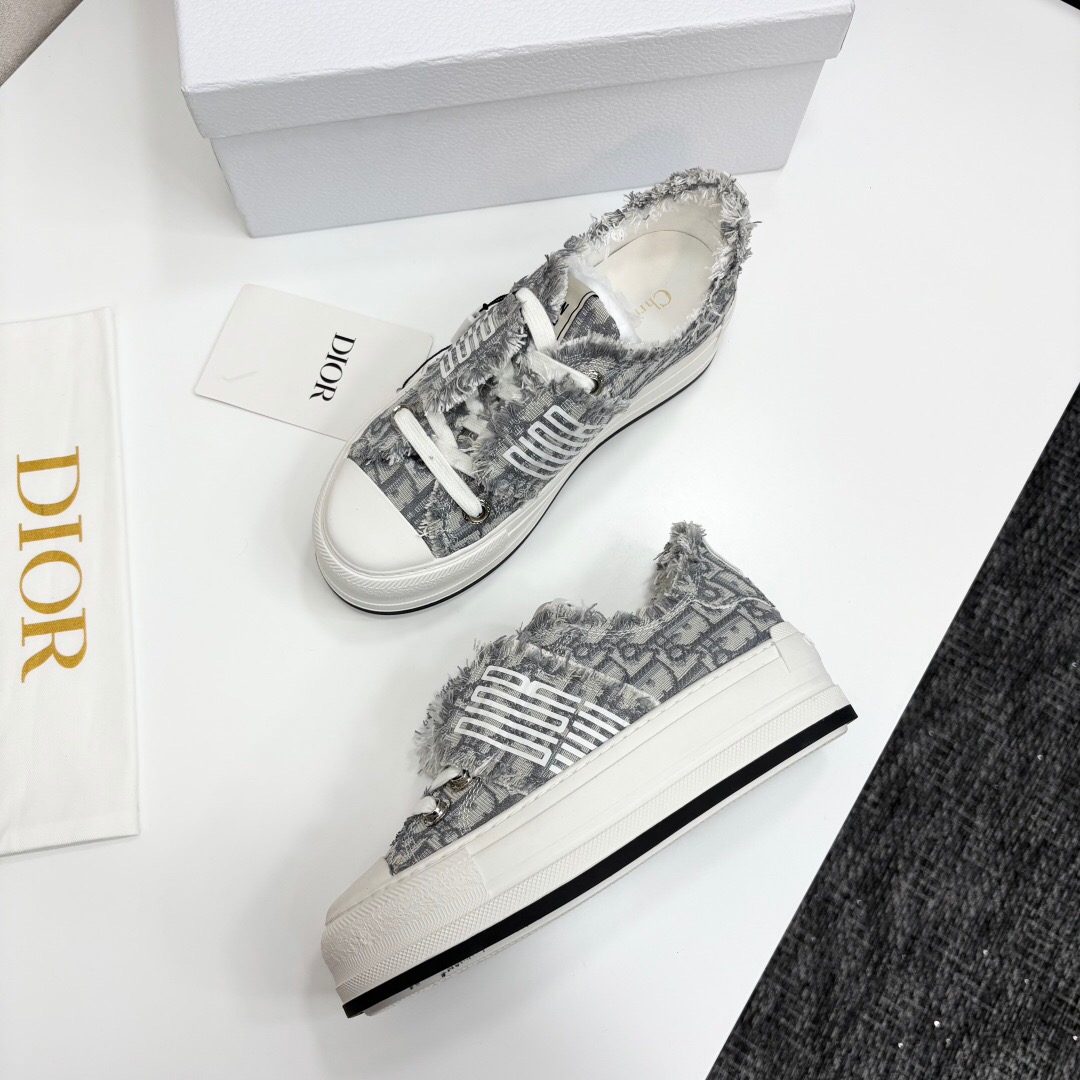 2025 Women Dior Grey Canvas Fur Sneaker LY00300