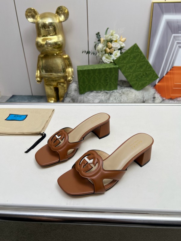 2025 Gucci Brown Leather Slippers MJ00190