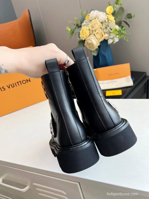 2024 Women Louis Vuitton Black Calf Leather Ankle Boots MJ00310