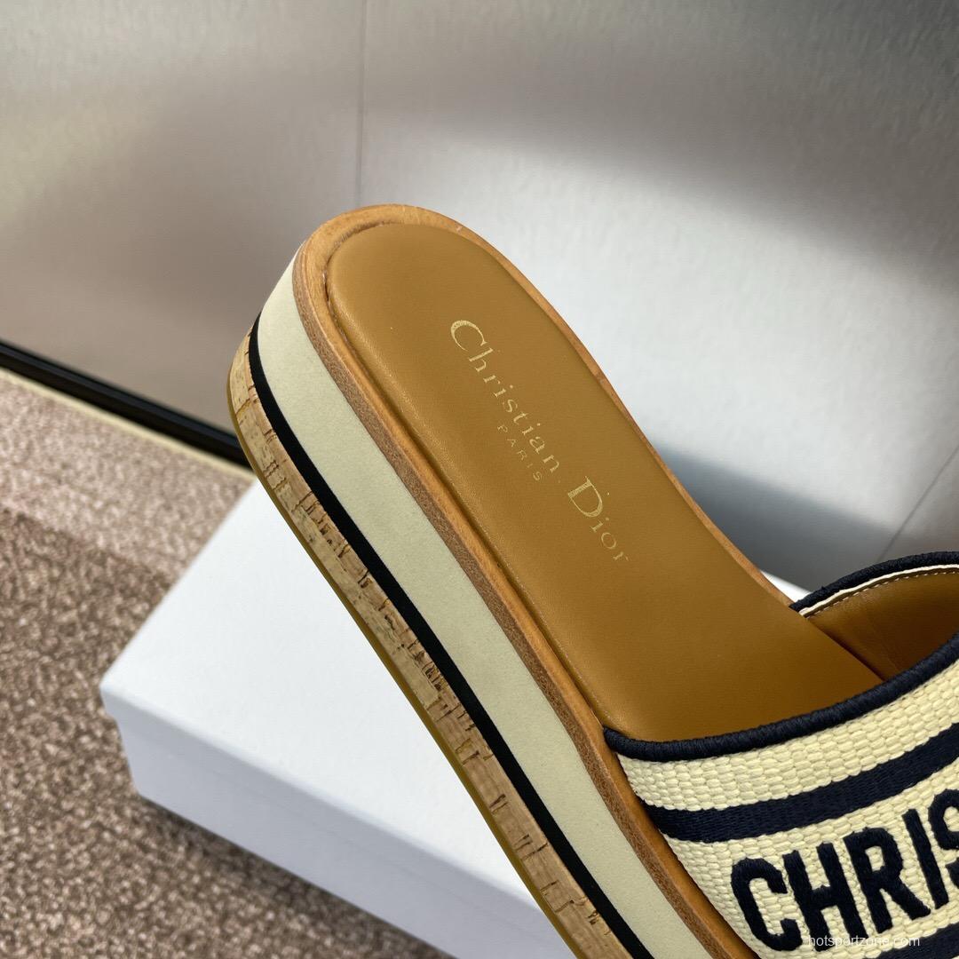 2025 Slippers Dior Beige Navy Canvas Leather Platform CHRISTIAN DIOR CD004