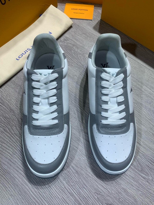 2024 Unisex Louis Vuitton White Grey Calfskin Leather Sneakers MJ00380