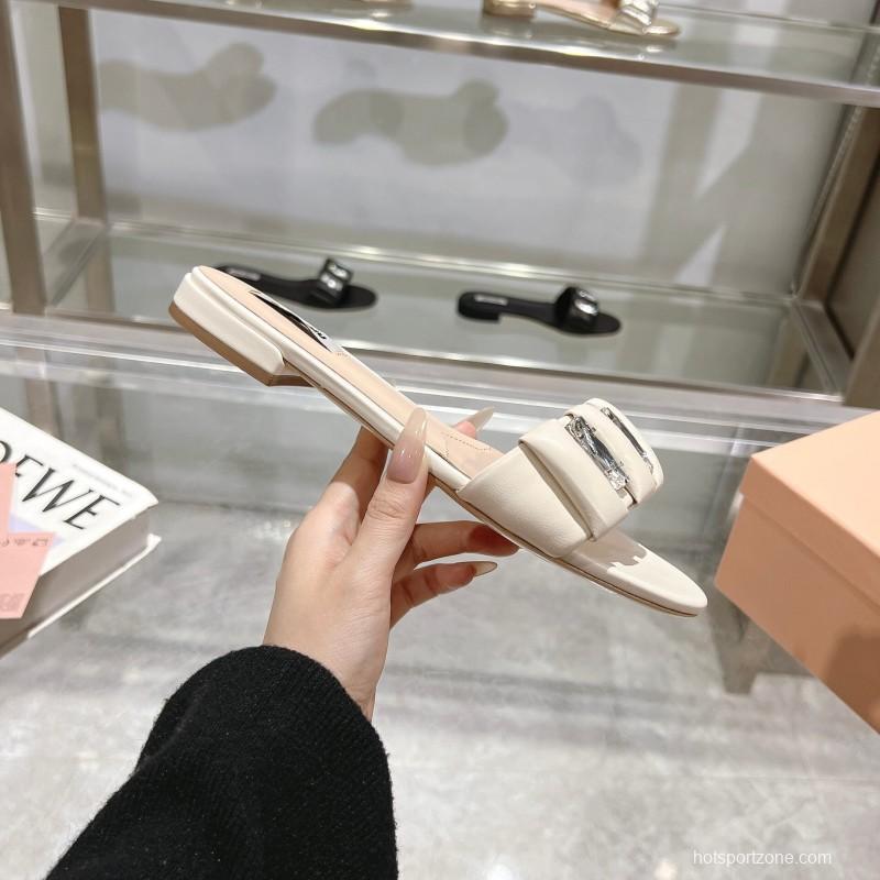 2025 Women Miu Miu White Leather Slippers KFY00250