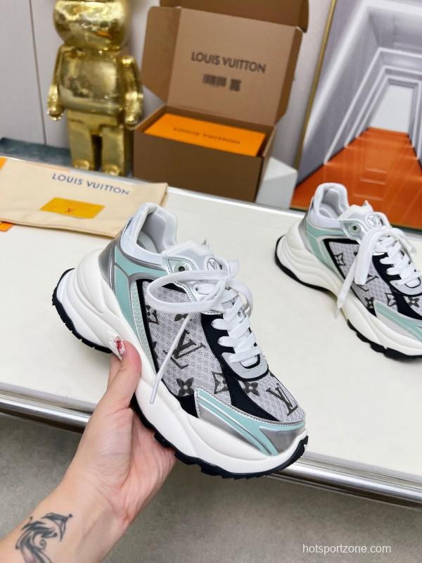 2025 Women Louis Vuitton White Black Mint Leather Mesh Sneakers LY00340