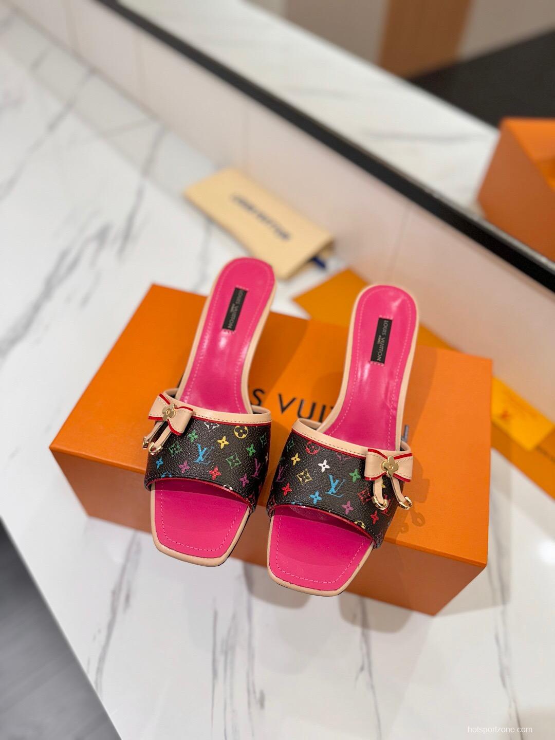 2025 Women Louis Vuitton Brown Pink Leather Sandals KFY00310