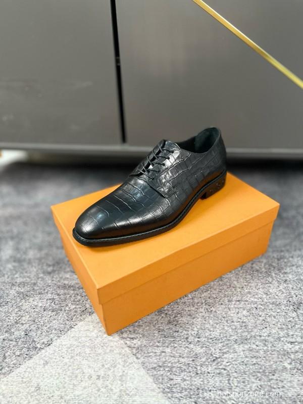 2024 Men Louis Vuitton Black Leather Formal Shoes MJ00380