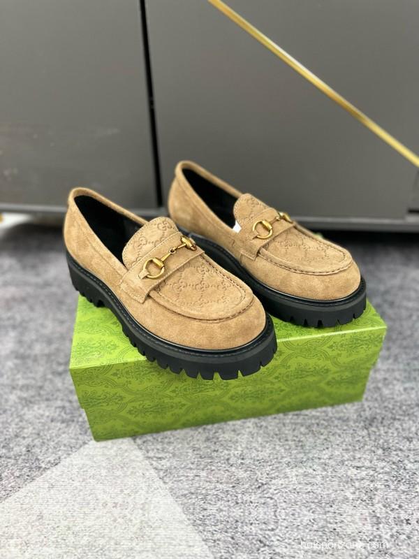 2024 Women Gucci Beige Suede Leather Loafers MJ00300