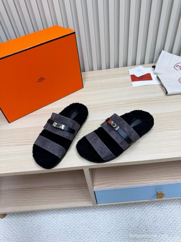 2024 Slippers Hermès Black Grey Shearling Slippers MJ00300