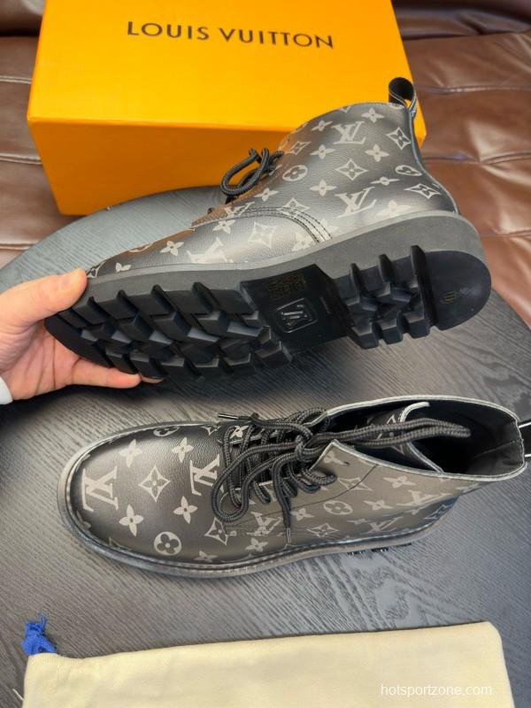 2024 Men Louis Vuitton Black Monogram Leather High Top Boots MJ00440