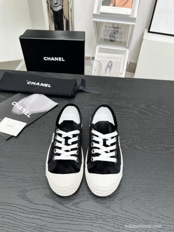 2025 Women Chanel Black Canvas Sneakers LY00230