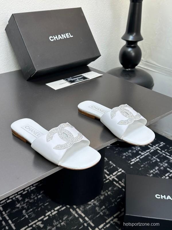 2025 Women Chanel White Leather Slippers